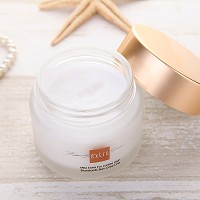 天姿国色 柔护洁面霜100ml(氨基酸柔护洁面霜)泡沫柔细、温柔清洁、柔嫩清爽