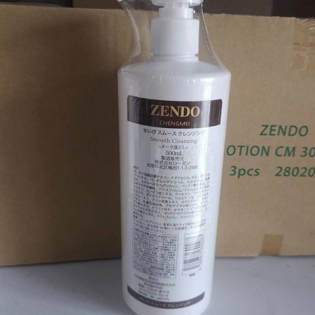 诚美 卸妆清洁凝胶胶495ml 温和卸除彩妆,清洁油脂、毛孔,去除污垢,清洁无残留,水润光泽