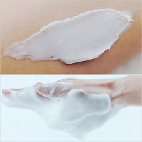 里海之谜 鱼子水漾凝萃洁面乳120ml 泡沫绵密,洗卸二合一,深层清洁,******排污,收敛******