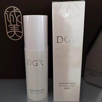 诚美 DGR洗颜液80ml 泡沫细腻,弱酸性,清洁毛孔及多余油脂,补水滋润