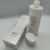 圣玛歌 雪凝玉肌水120ml 抑制和代谢黑色素、亮白祛黄、收缩毛孔、补充水分