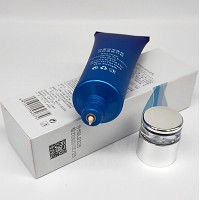 苗海棠 恒水润光亮乳40g 隔离紫外线,调理肤色,舒缓亮白,细滑水嫩,透亮光泽