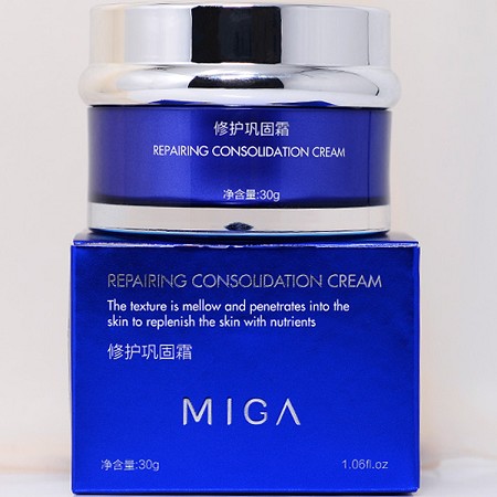 美珈豪 修护巩固霜30g 质地醇润,补充养分,改善黯哑、粗糙肌肤,紧致光滑,润泽饱满