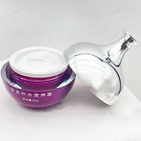 蝶妮王妃 深层补水营养霜50g 补充养份,改善幼纹,增加弹性,持久保湿,水嫩细腻