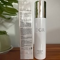 诚美 DGR神经酰胺美容液120ml 质地滑爽不黏腻,渗透肌底,滋润干燥,紧致水嫩