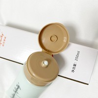 菲莎妮丝 深海水润洁颜乳250ml 泡沫丰富绵密,深层清洁污垢,补水滋润,洗后不紧绷