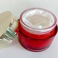 金俪炫 蓓润睛莹眼霜20g(紧致眼霜)质地细腻柔滑、明亮紧致、改善眼部缺水干纹/松弛/下垂等现象