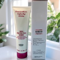 菲莎妮丝 绿茶净妍洁肤霜300ml 泡沫绵密,清洁毛孔内残妆及污垢,水嫩清透,清爽亮白